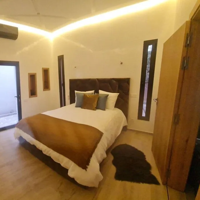 5202c0af-0bec-4082-b2a2-cb088c662827