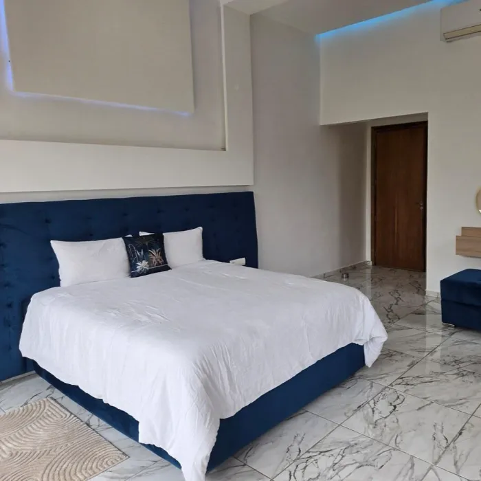 PHOTO-2025-09-04-17-51-12[3]