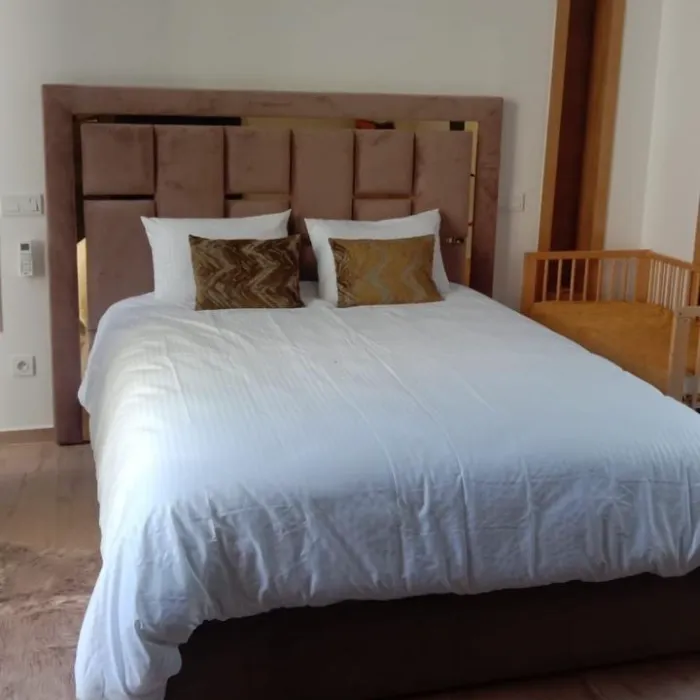 a160cd2f-e5ab-4c55-ad47-cce41c3c0645